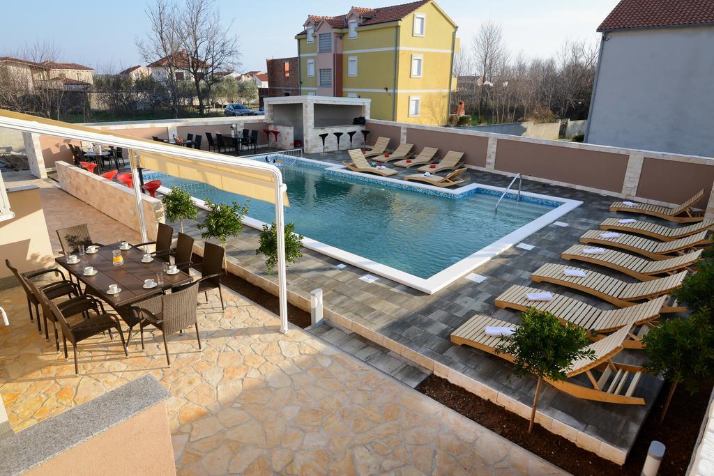 Apartments Julijana Privlaka  Kültér fotó