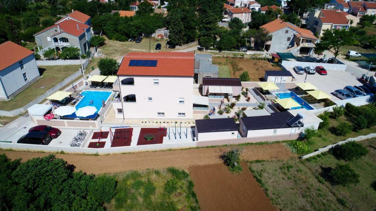 Apartments Julijana Privlaka  Kültér fotó