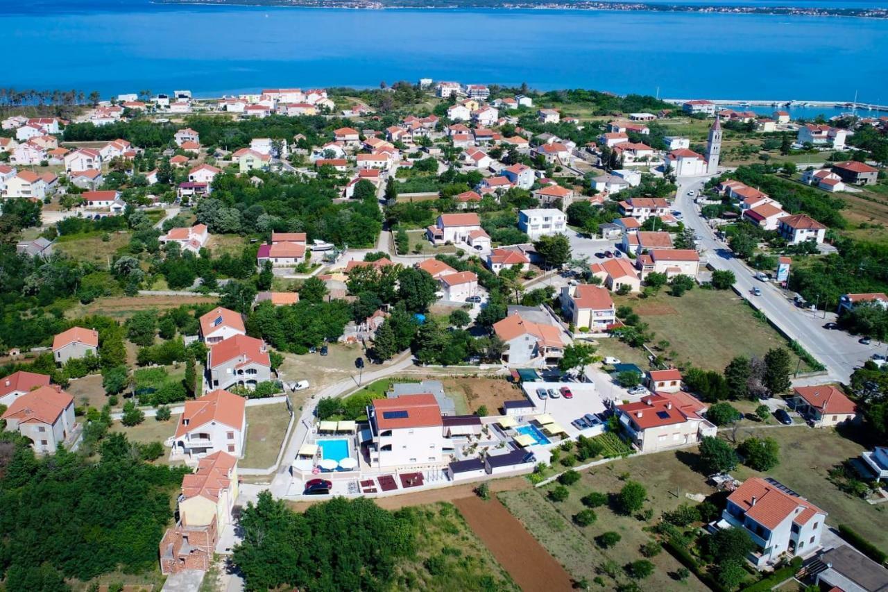 Apartments Julijana Privlaka  Kültér fotó